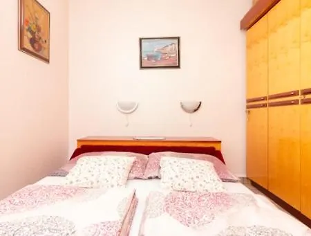 Barby Near The Sandy - By Ta Leut Agency Privlaka (Zadar)