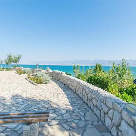 Barby Near The Sandy - By Ta Leut Agency Apartman