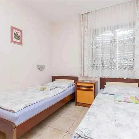 Barby Near The Sandy - By Ta Leut Agency Apartman Privlaka