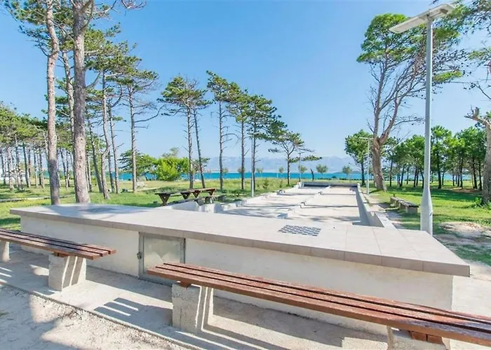 Barby Near The Sandy - By Ta Leut Agency Privlaka