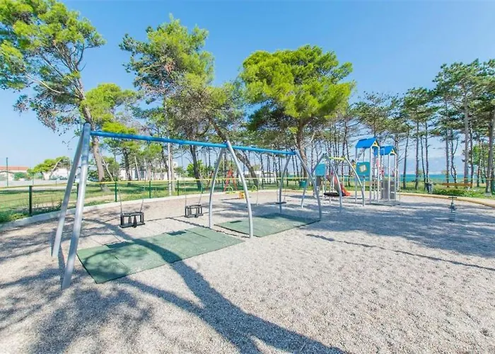 Barby Near The Sandy - By Ta Leut Agency * Privlaka