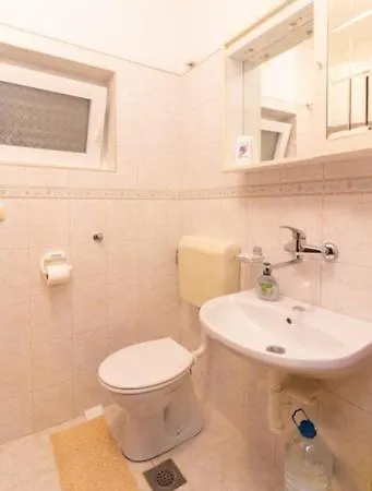 Barby Near The Sandy - By Ta Leut Agency